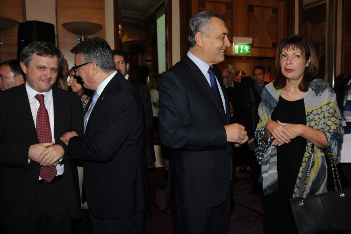 Čekaju Vladu koja će povući hrabre i odgovorne poteze – Zvonimir Mršić, Bernard Jakelić, Ivica Mudrinić i Gordana Deranja / Foto  D. JELINEK