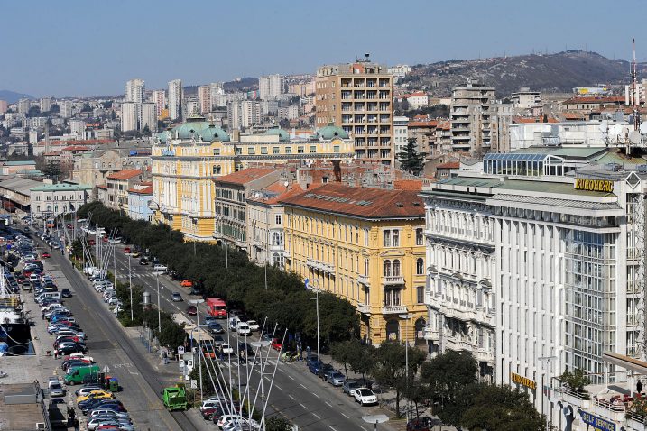 Riva će biti rekonstruirana od Žabice do križanja s Henckeovom i Rivom Boduli, u duljini od oko 450 metara / Foto NL arhiva