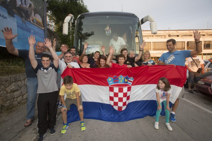 Hrvatski navijači u Wetzlaru / Foto: Vladimir Dugandzic / CROPIX