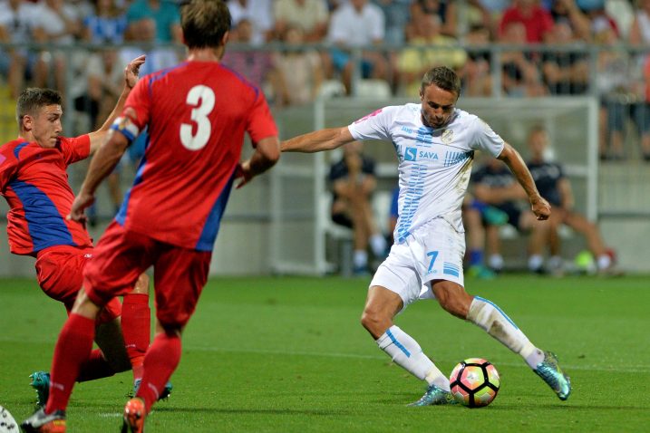 Zoran Kvržić prijavljen je na UEFA-inu listu igrača »Rijeke« za nastupe protiv "Red Bull Salzburga" / Foto Damir ŠKOMRLJ