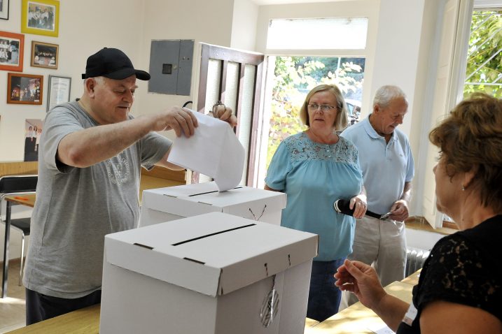 Birači glasali u skladu sa svojim višegodišnjim političkim preferencijama  / Foto Silvano JEŽINA