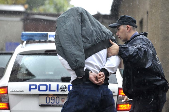 Iz pritvora je izašao u ožujku plaćanjem jamčevine, a jučer se opet tamo vratio / snimio V. KARUZA