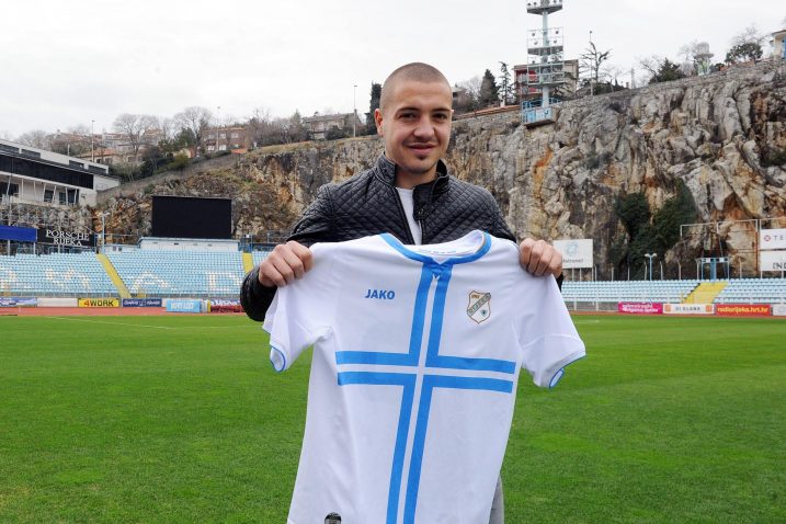 Khám Phá Josip Radošević Tinh Thần Chiến Binh Và Bản Lĩnh Trận Mạc