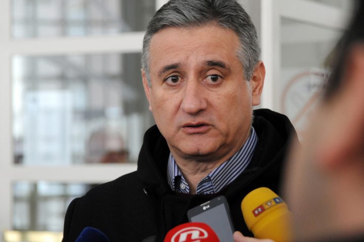D. Jelinek