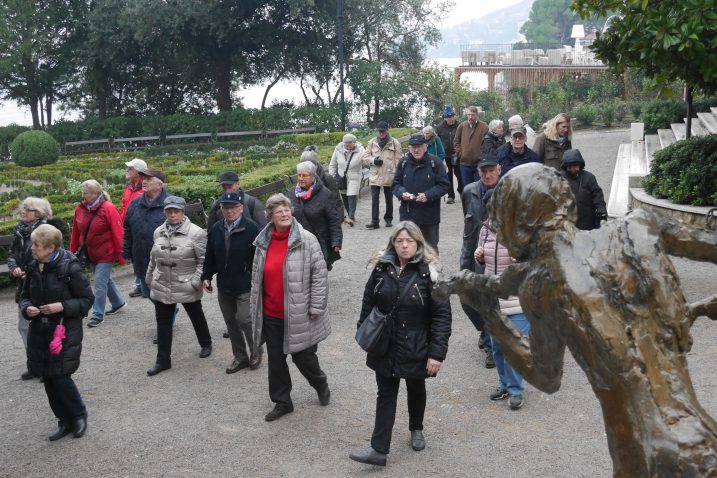 Božićne goste uglavnom je poslužilo vrijeme / Foto Marin ANIČIĆ