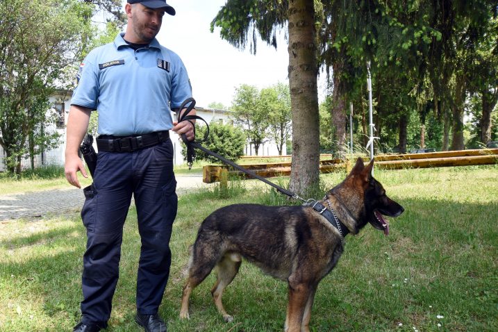 As uskoro kreće put Bajakova na radni zadatak / Snimio Denis LOVROVIĆ