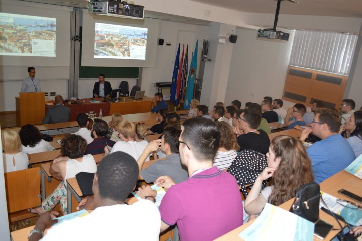 Cilj Ljetne škole je studente educirati o najnovijim vrstama i mogućnostima liječenja u ovim područjima kako bi u budućem radu znali kada i koje pacijente uputiti na određenu pretragu, odnosno koji su pacijenti pogodni za ovakvu vrstu zahvata