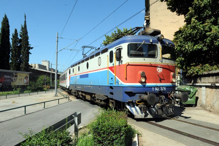 HŽ Putnički prijevoz dobio je samo 21 novi vlak / Foto Silvano JEŽINA
