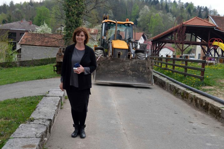 Nikolina Osojnički prati radove u Severinu na Kupi / arhiva NL