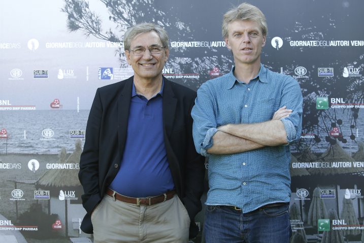 Pisac Orhan Pamuk i redatelj Grant Gee poziraju