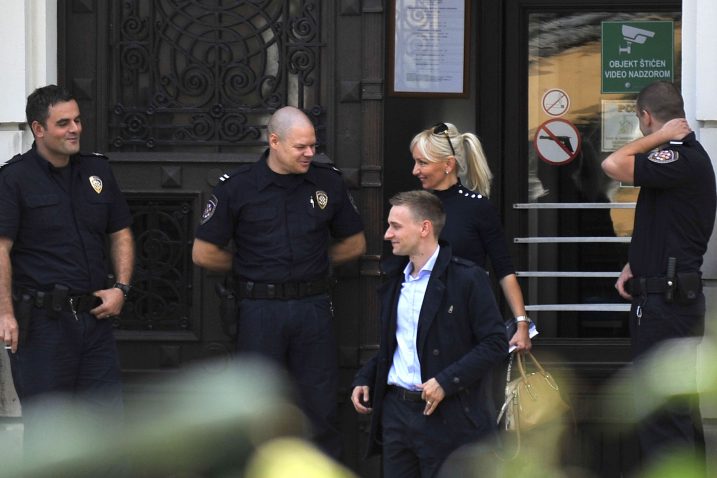Rozmari Macura jučer na izlasku iz riječkog suda nakon završenog ročišta  / snimio R. BRMALJ