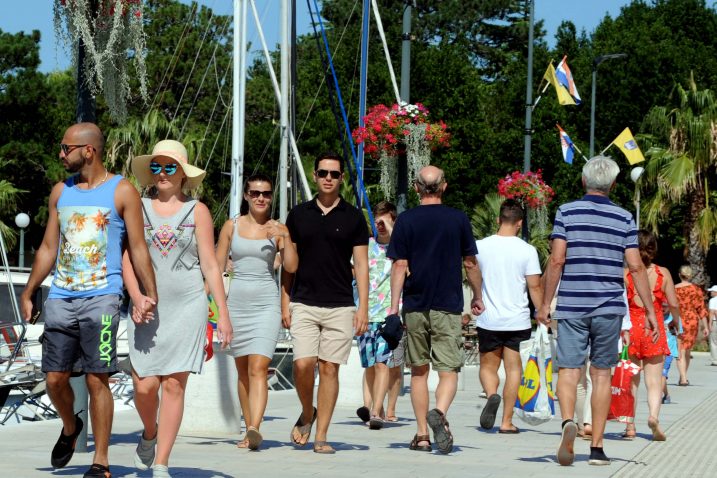 Rekordna turistička sezona potiče rast gospodarstva / Snimio Marko GRACIN