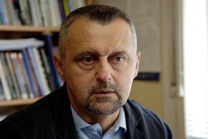 D. Lovrović