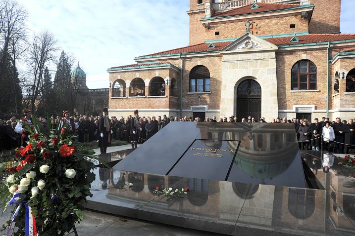 Ostale značajnije hrvatske stranke nisu niti približno toliko odane svojim pokojnim predsjednicima kao HDZ / arhiva NL