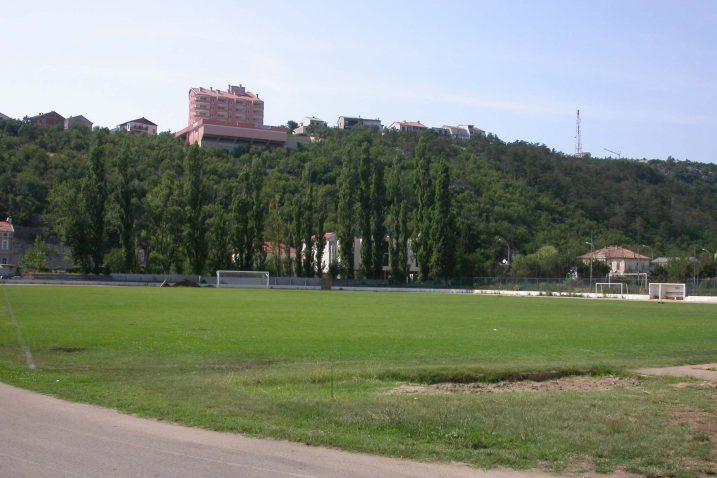 Bit će potrebna velika ulaganja u stadione i infrastrukturu – Gradski stadion Crikvenica