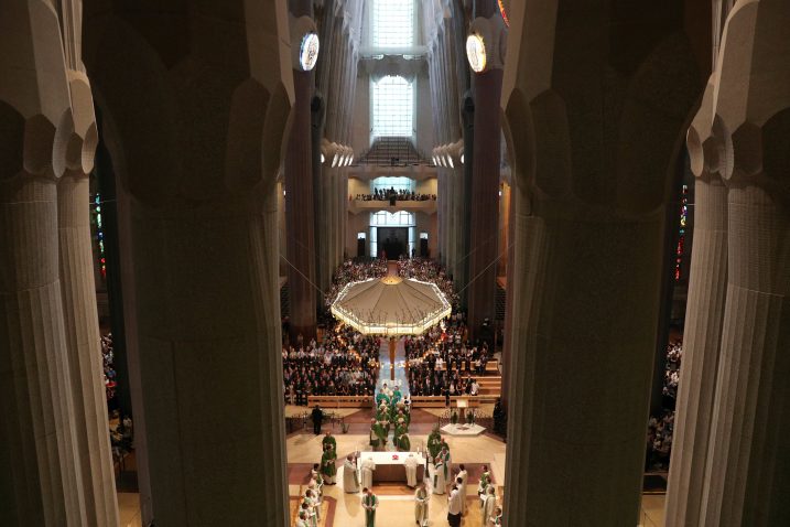 U Sagrada Familiji održana je misa za žrtve napada, Foto: REUTERS