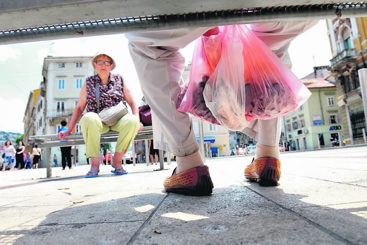 Potrošač koristi tanku vrećicu oko 25 minuta / Foto NL arhiva