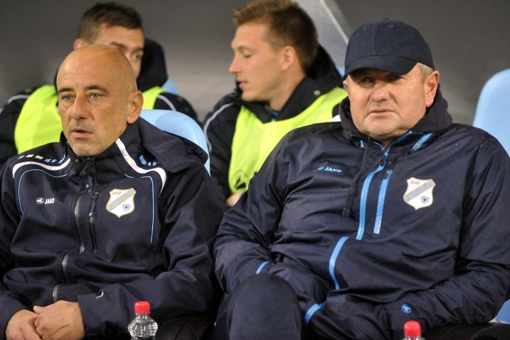 Samo da se svi vrate zdravi na Rujevicu – Pomoćni trener Vjeko Miletić i "šef" Matjaž Kek / Foto Damir ŠKOMRLJ