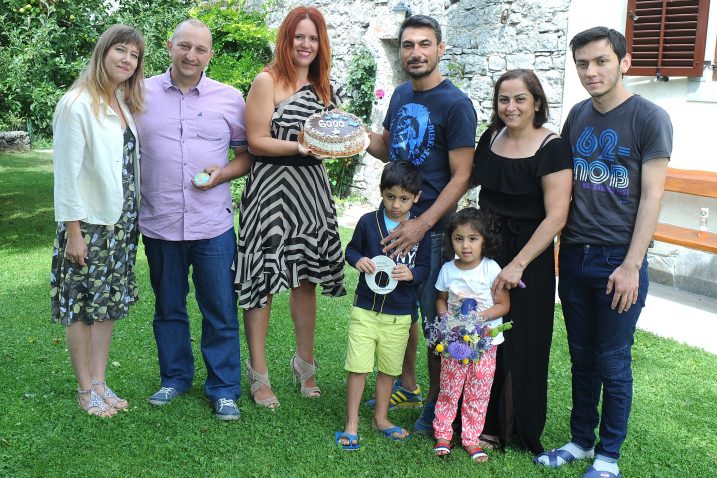 Karolina i Goran Peloza, Marijana Kalčić, te Saffet, Funda, Erkan, Salurhan i Mihrimah Duzguner / snimio Marko Gracin