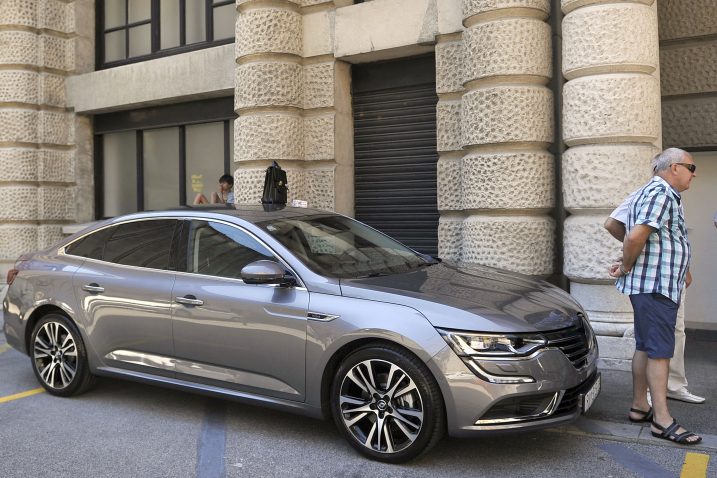 Gradonačelnik Vojko Obersnel sada na raspolaganju ima renault talisman  / snimio R. BRMALJ