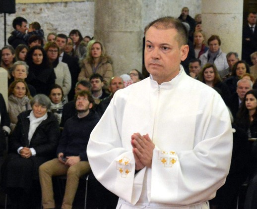 Damir Štifanić zaređen je za đakona studenom u pulskoj katedrali / Snimio N. LAZAREVIĆ