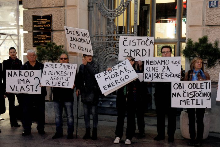 Osim gradskih vijećnika, i građani su se "pobunili" protiv komunalaca / Foto Marko GRACIN