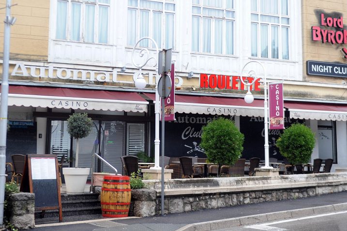 Kockarnica se nalazi u produžetku zgrade u kojoj je smješten hotel Imperial / Snimio Roni BRMALJ