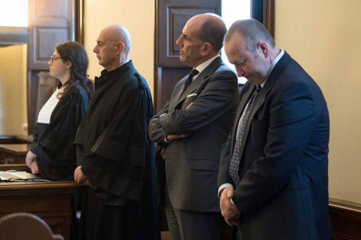 Giuseppe Profiti (drugi desno) i  Massimo Spina (desno) / Reuters