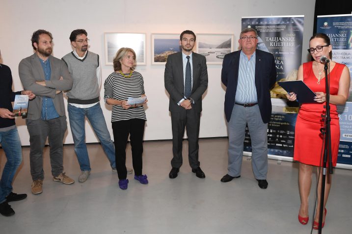 Otvorenje izložbe u Galeriji Kortil / Foto Ivica Tomić