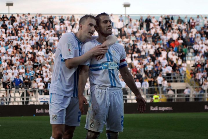 Filip Bradarić i Mate Maleš izgleda više neće biti suigrači, Foto: R. BRMALJ