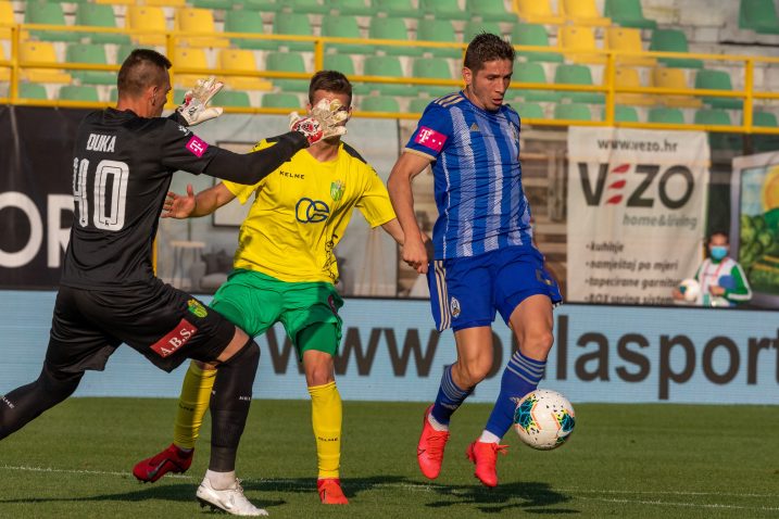 Lirim Kastrati ispred vratara Duke/Foto PIXSELL