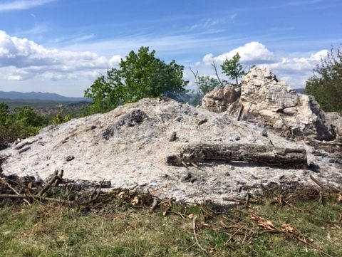 Nepoznati počinitelji pokušali opstruirati paljenje prvomajskog krijesa