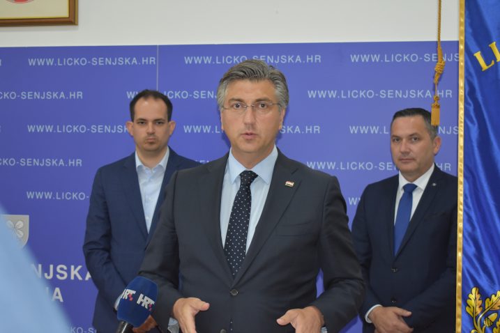 Andrej Plenković u Lici / Snimio Marin Smolčić