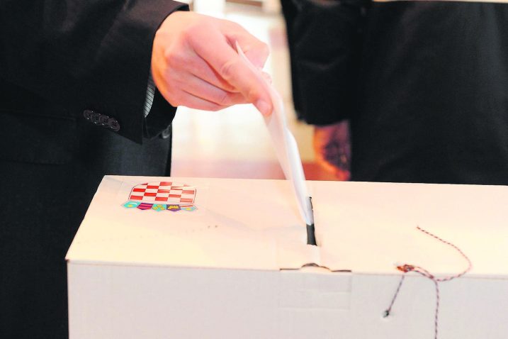 Parlamentarni izbori pod teretom nesređenih izbornih jedinica / Foto D. JELINEK