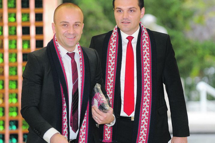 Bore se za svoj zavičaj – Josip Salapić i Dragan Vulin / snimio D. KOVAČEVIĆ