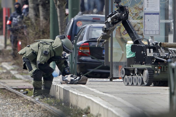 Policija koristi robotsku napravu u istrazi / Reuters