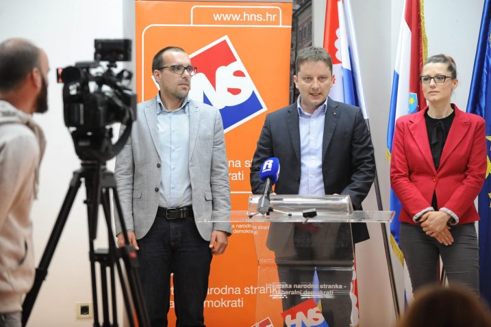 HNS je za svako rješenje koje podrazumijeva stabilnost – Sandro Vizler, Andrej Poropat i Morana Jokić / SnimioSergej DRECHSLER