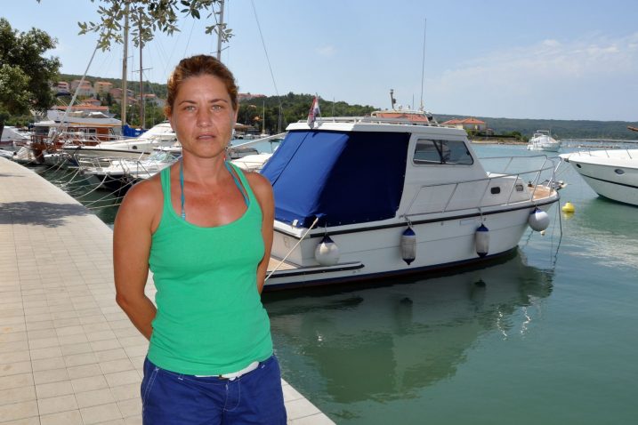 Prvi snažniji udar na našem području osjetio se nešto prije 15 sati kad se sve zatreslo, ali nakratko, kao da je bomba pukla – kaže Nikolina Jurić iz Klimna / Snimio Mladen TRINAJSTIĆ