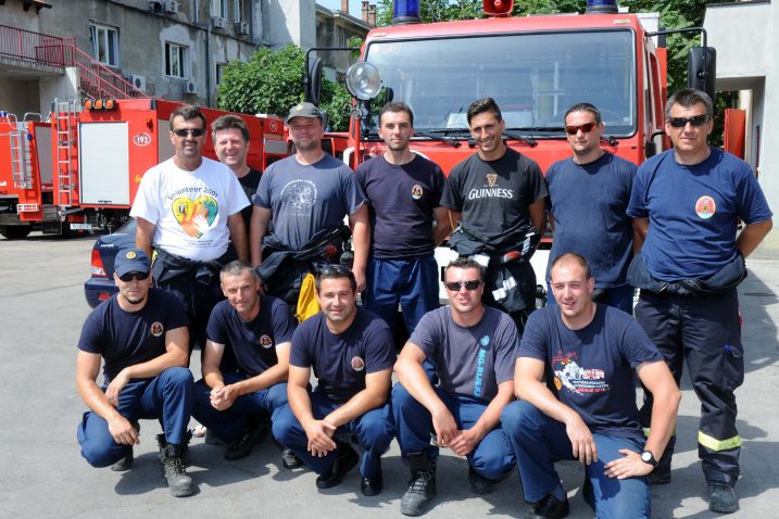 Kvarnerski vatrogasci krenuli su nazad prema Rijeci tek kad su vatrene fronte pogašene  / snimio M. GRACIN