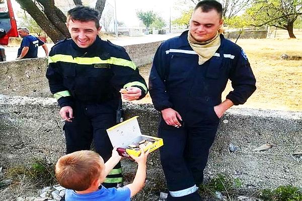 foto: facebook/vatrogasci-oni-su-nasi.-heroji