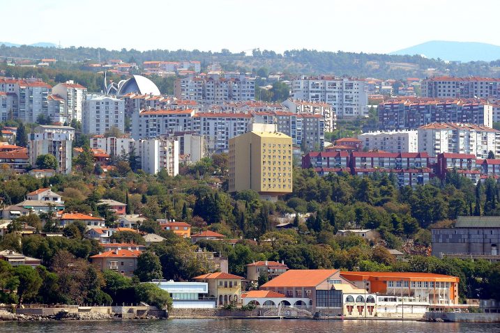 Uvede li se s vremenom porez na nekretnine, njega će se plaćati i na nezakonito izgrađene građevine / Foto S. DRECHSLER