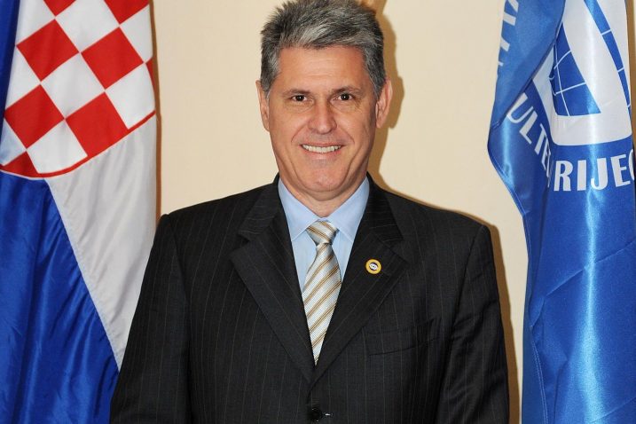 Glen Gordon Findlay / Snimio  I.Tomić