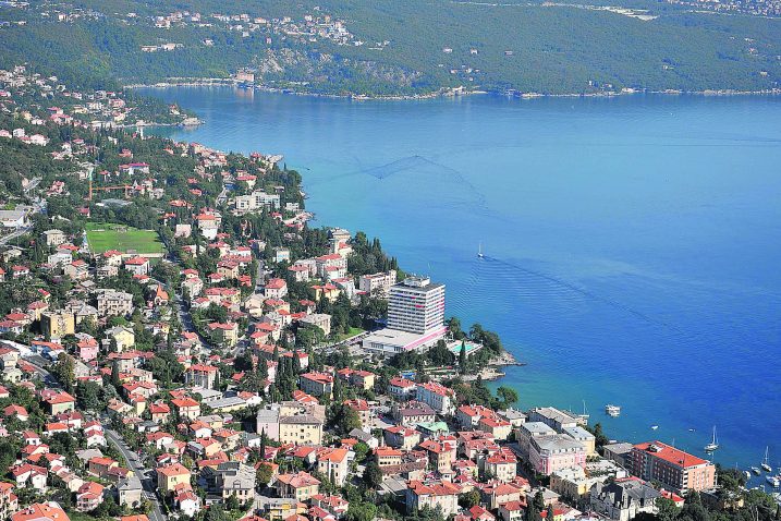 Turistička kartica Rijeke i Opatije nudi brojne pogodnosti za sve goste / Foto Damir ŠKOMRLJ