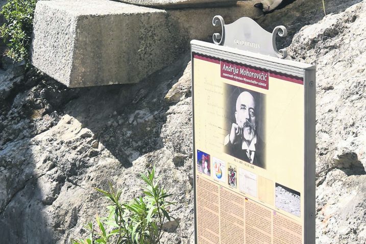 Ime vološćanskog genijalca Andrije Mohorovičića nosi ploha smještena između Zemljine kore i gornjega plašta (Moho sloj), krater na Mjesecu te asteroid / Foto Marin ANIČIĆ