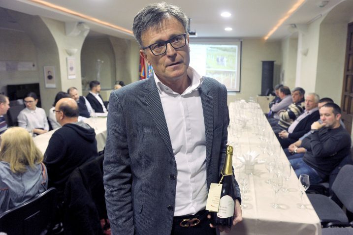 foto: Roni Brmalj