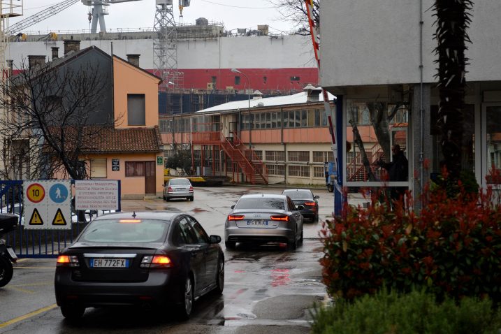 Predstavnici talijanskog Fincantierija došli su jučer ujutro u »3. maj«  / snimio D. ŠKOMRLJ