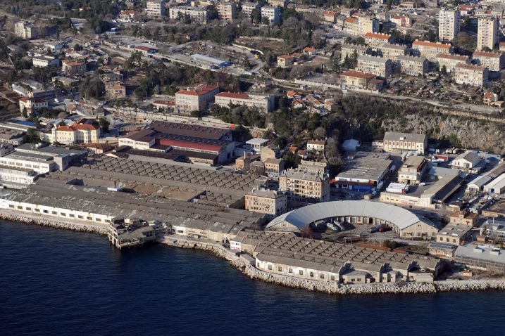 Kako je prepušten propadanju jedan od najatraktivnijih spomenika industrijske baštine - lansirna rampa torpeda / Foto Marko GRACIN