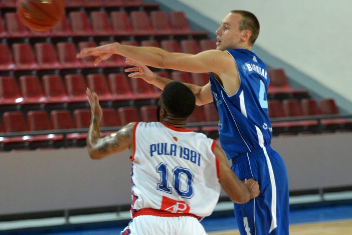 UPISAO 11 ASISTA – Roko Delpin i Kyron  Anderson / Foto D. MEMEDOVIĆ