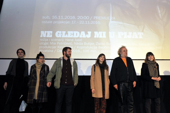 Filmska ekipa pod vodstvom Hane Jušić sinoć u Rijeci / snimio S. JEŽINA