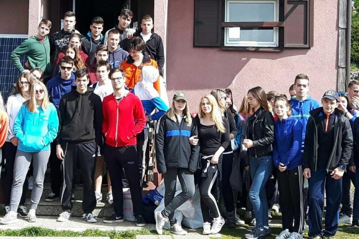 Risnjak, riječki gimnazijalci